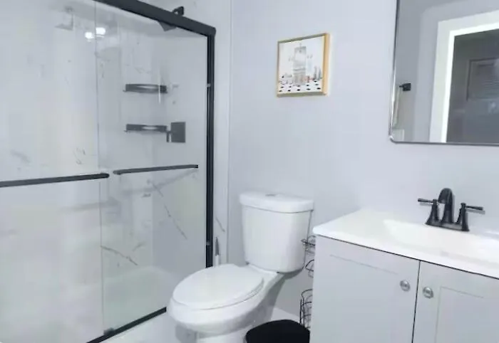 Pristine 3bdr 2ba Uchicago Apartment Chicago