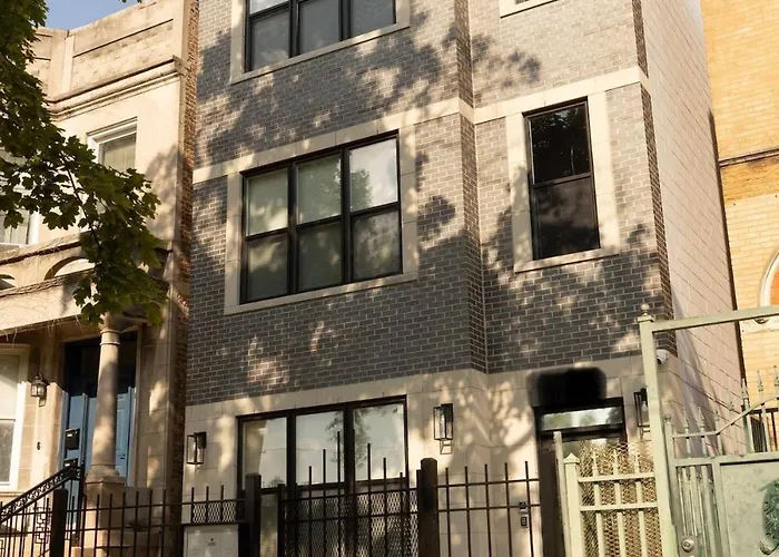 Apartment Pristine 3bdr 2ba Uchicago Chicago